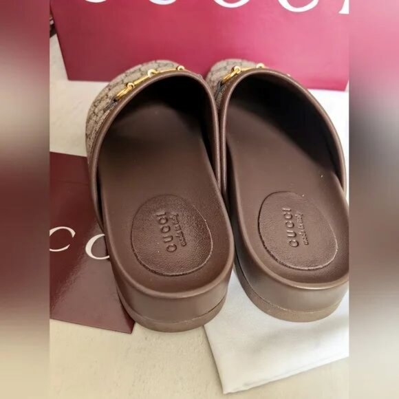Gucci mule slippers in GG Supreme canvas - Picture 4 of 7